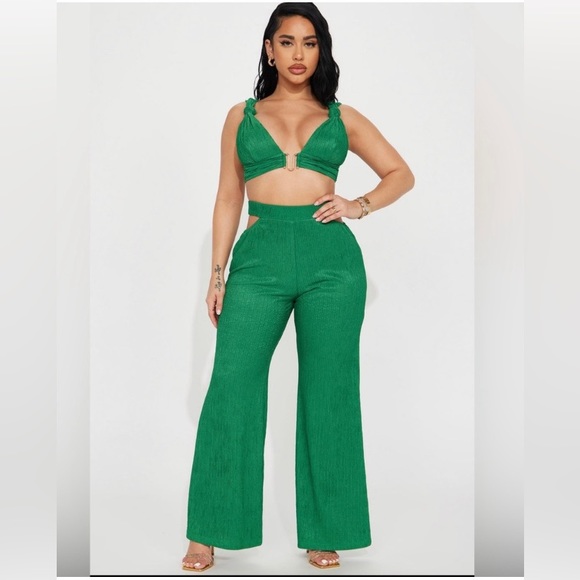Fashion Nova Pants - Fashion Nova outfit 💚